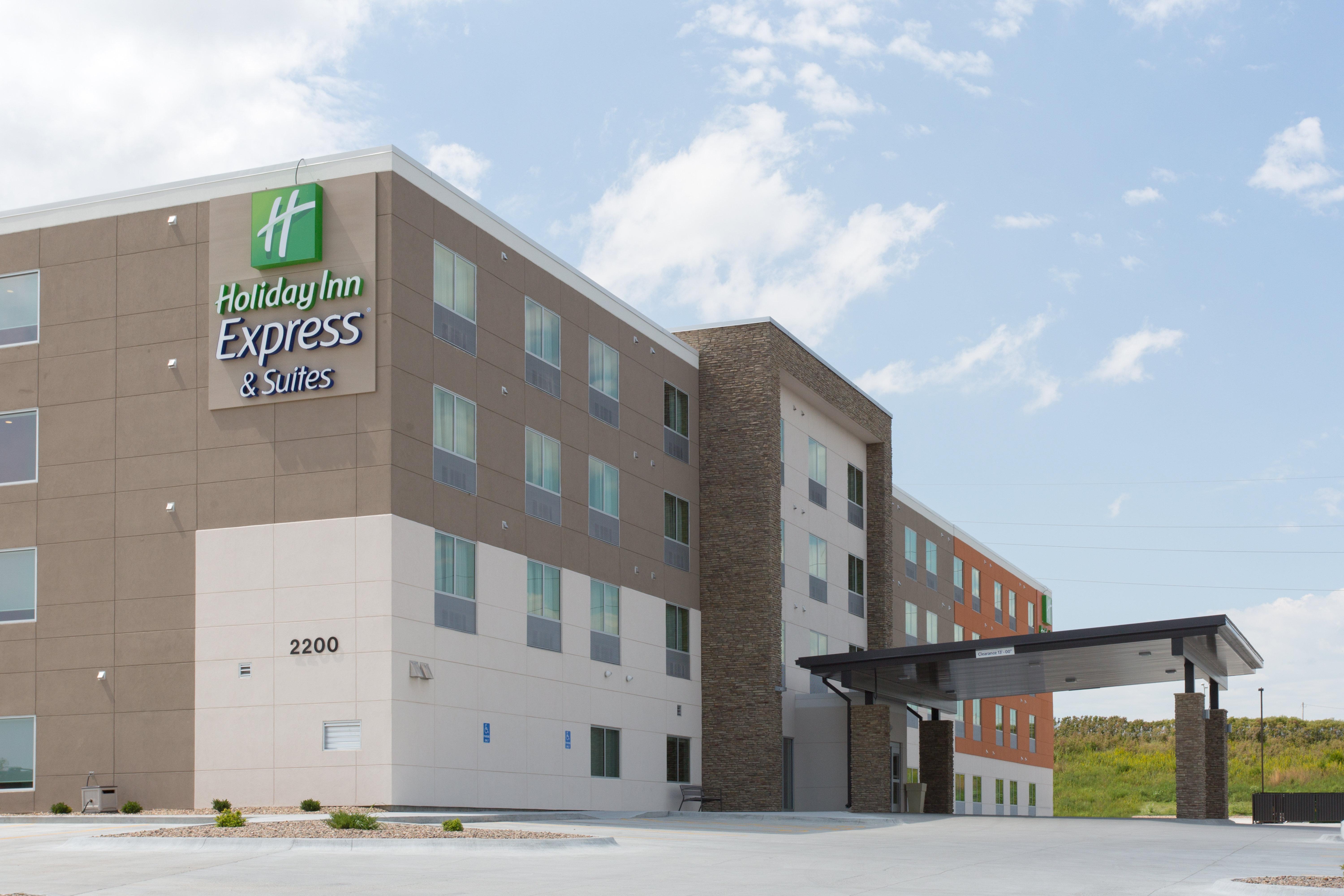 Holiday Inn Express & Suites Lincoln I - 80 By Ihg מראה חיצוני תמונה