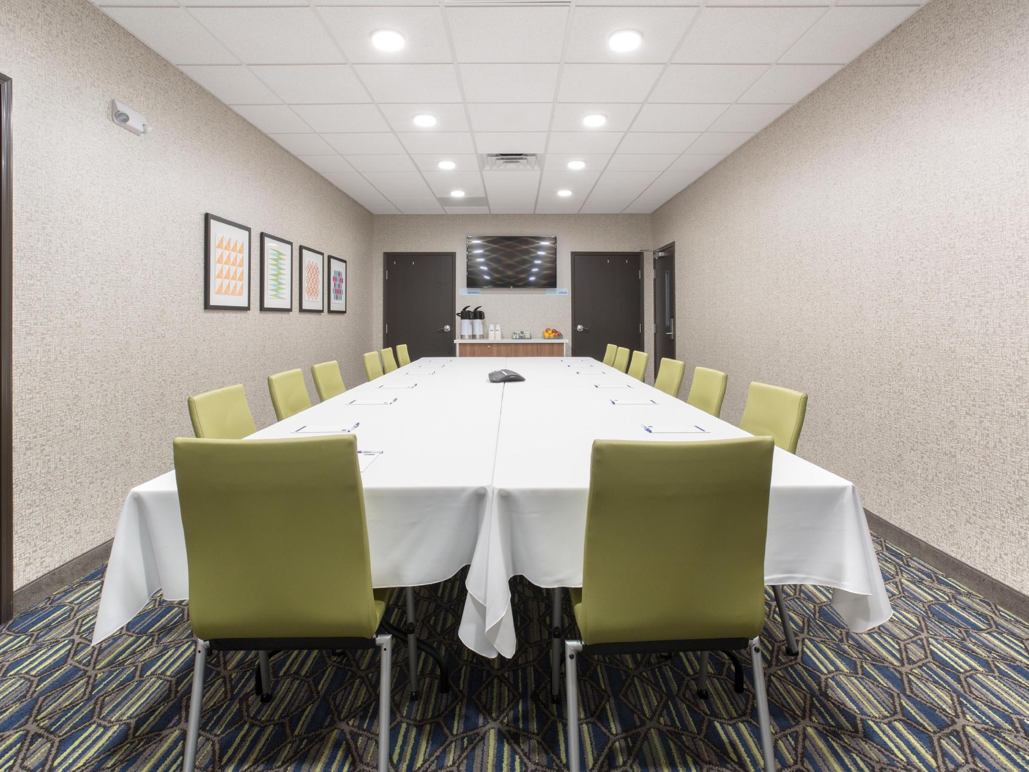 Holiday Inn Express & Suites Lincoln I - 80 By Ihg מראה חיצוני תמונה