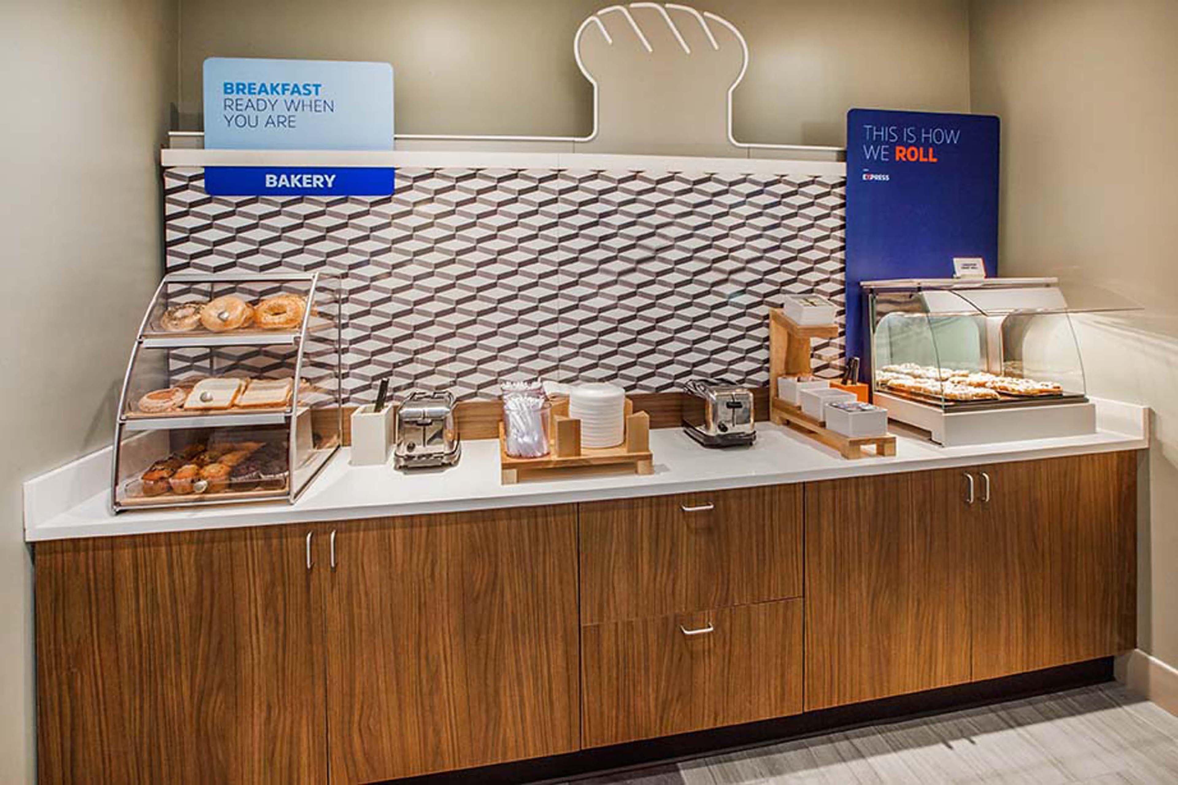 Holiday Inn Express & Suites Lincoln I - 80 By Ihg מראה חיצוני תמונה