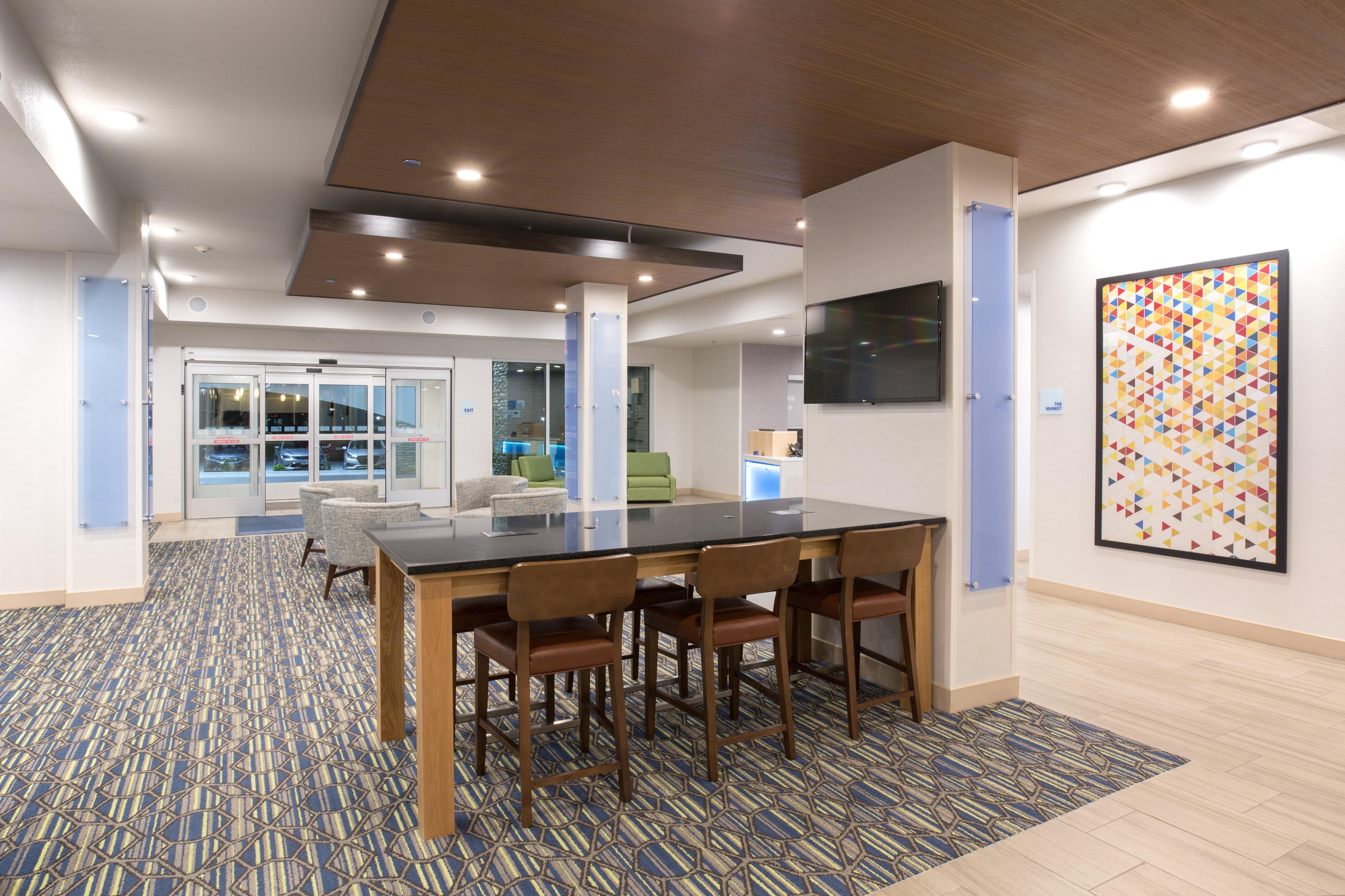 Holiday Inn Express & Suites Lincoln I - 80 By Ihg מראה חיצוני תמונה